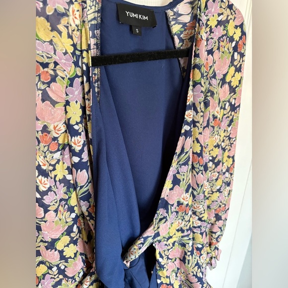 Yumi Kim Cameron Wrap Top in Laguna Breeze Midnight | Floral Feminine Size Small - Picture 10 of 12